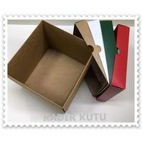 15x15x15 Alt Kraft Üst Yeşil Çerçeveli Kutu