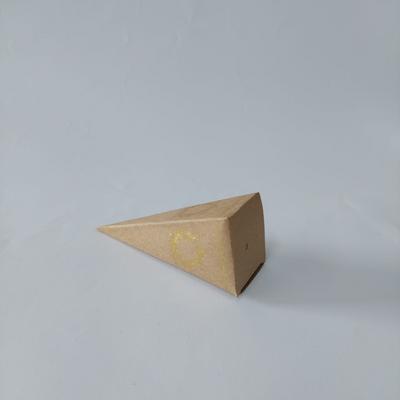 15x4 Kraft Altın Yaldızlı Külah