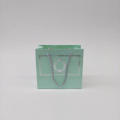 18x15x7 Mint Yeşili Gümüş Yaldızlı Karton Çanta