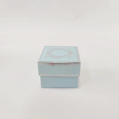 8x8x6 Gümüş Yaldızlı Mavi Kutu