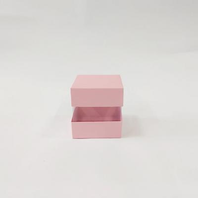 8x8x8 Çiftli Pembe Kutu 