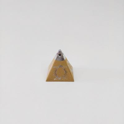 6x6x6 Kraft Gümüş Yaldızlı Piramit Kutu