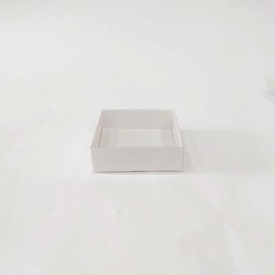 9x9x3 Beyaz Kutu